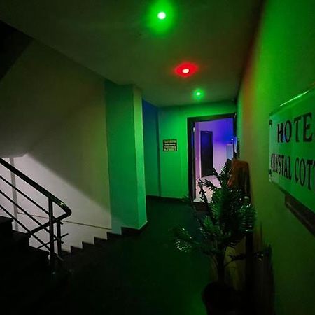 Hotel Crystal Cottage ブバネーシュワル エクステリア 写真
